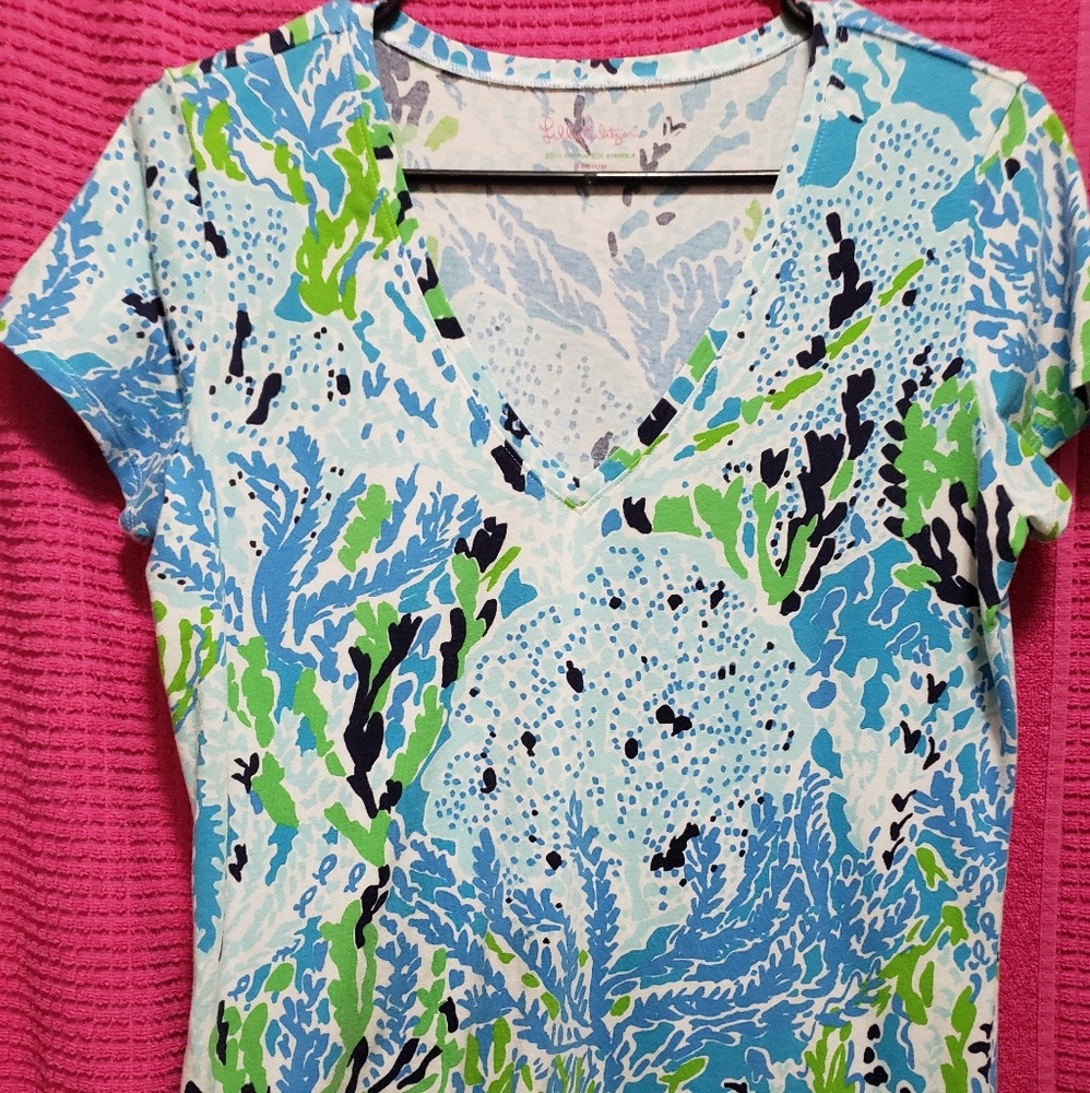 SOLD ****Lilly Pulitzer blouse M